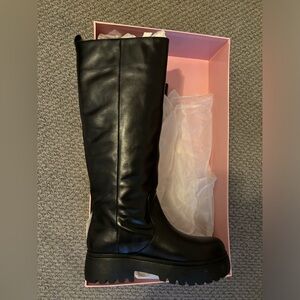 INTENTIONALLY BLANK Chunky Platform Boot - Black NEW